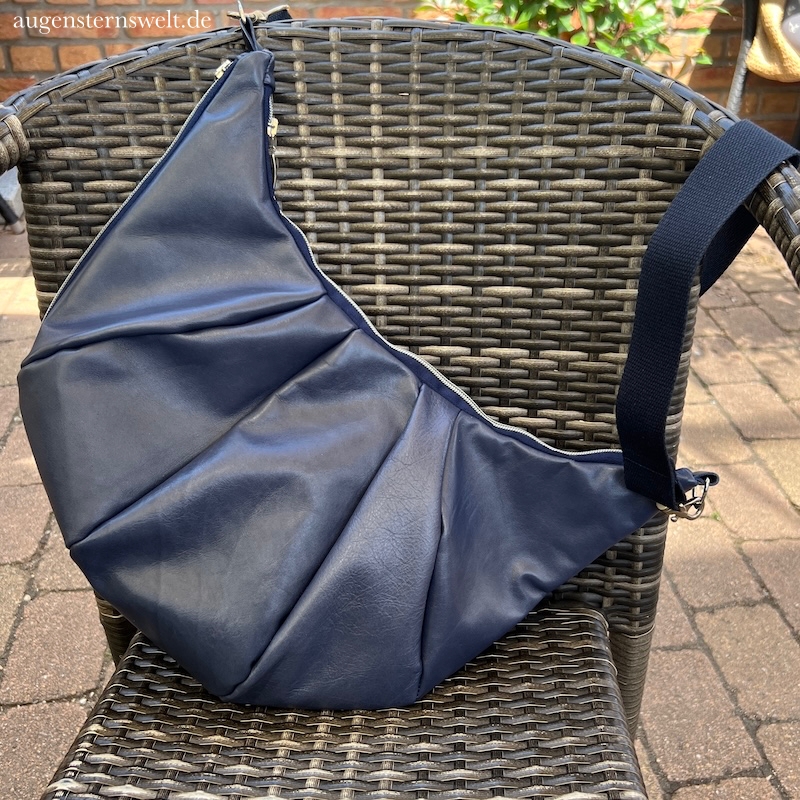 Featured Post Image - Machwerk LeCroissant Tasche aus blauen Leder